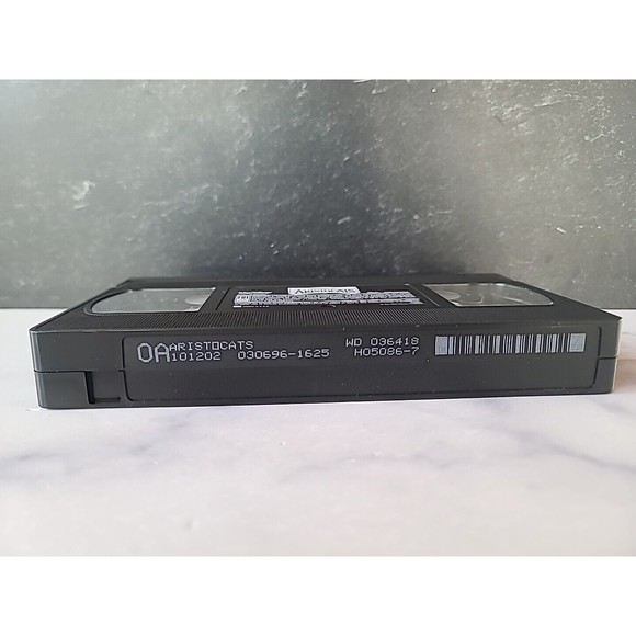 The Aristocats (VHS, 1996) - Picture 5 of 10